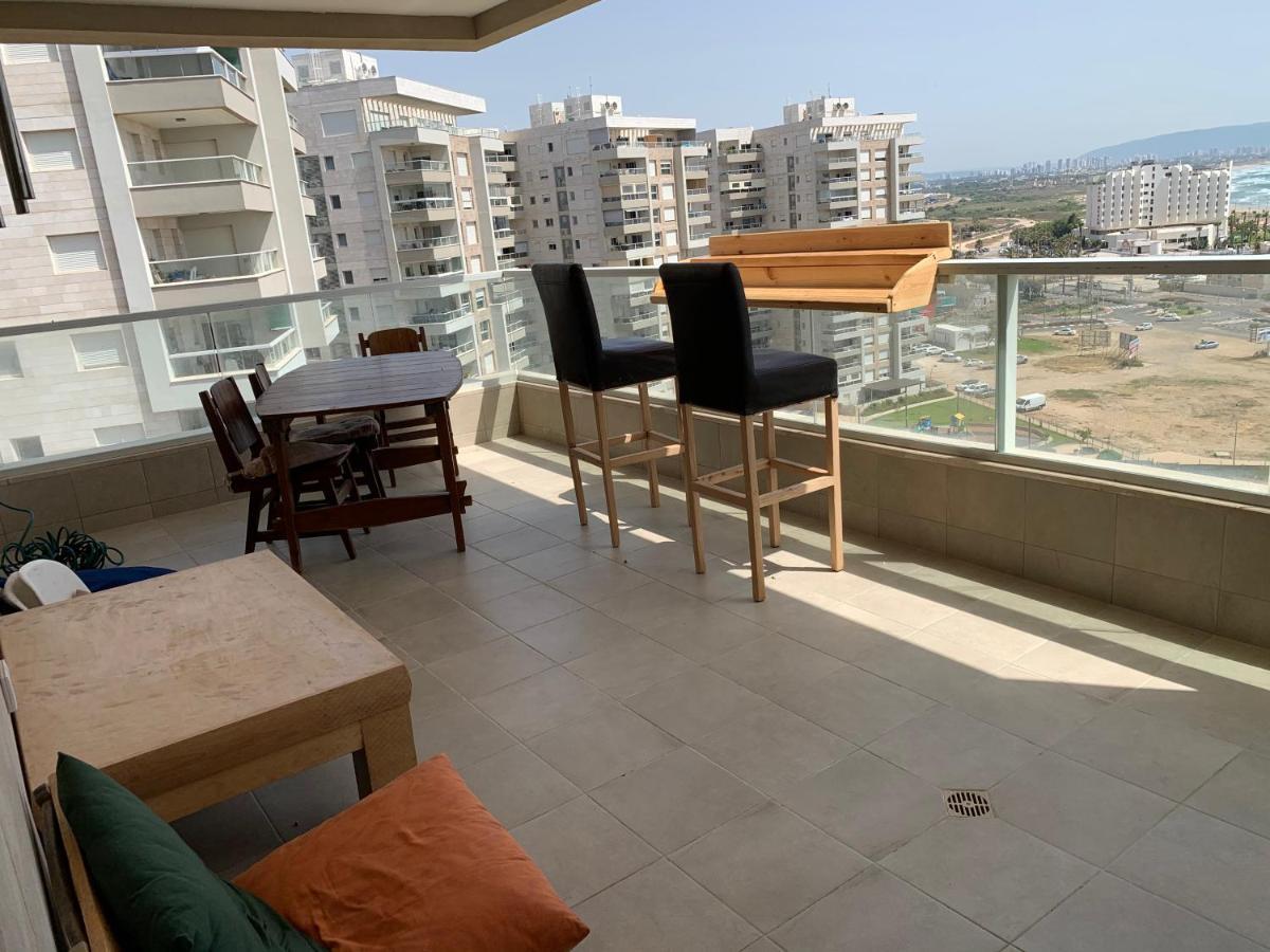 Acre Sea View 11Th Floor Apartment Екстер'єр фото